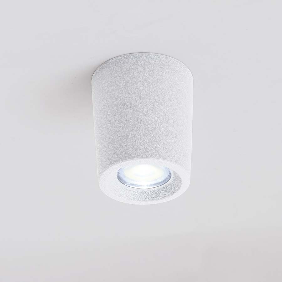Aplique Livia 60 blanco con luz blanca