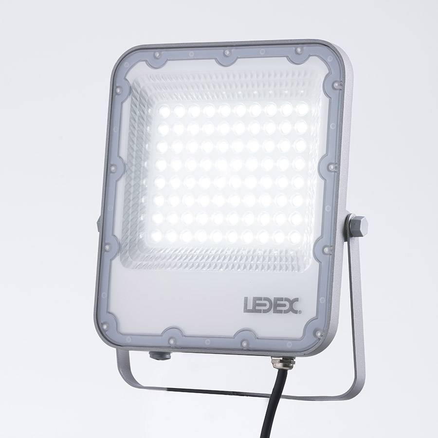 Proyector Led SMD 50W 6000LM 5700K FP>0.9 IK08 IP65